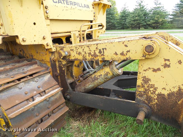 image for item DF7225 1973 Caterpillar D7F dozer