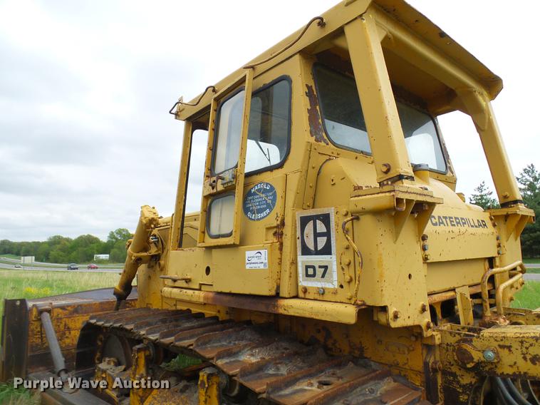 image for item DF7225 1973 Caterpillar D7F dozer