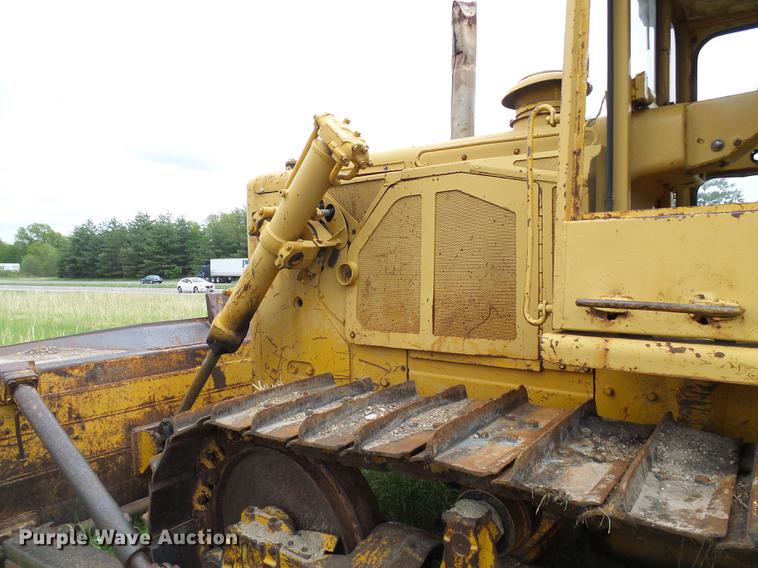 image for item DF7225 1973 Caterpillar D7F dozer