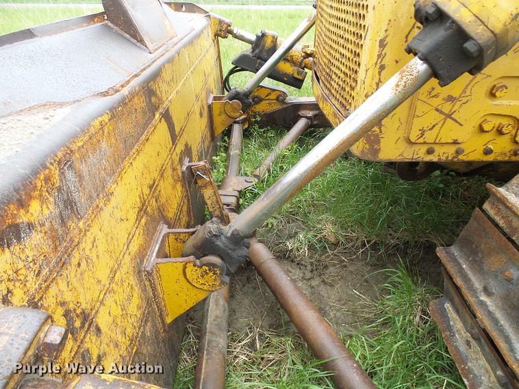 image for item DF7225 1973 Caterpillar D7F dozer