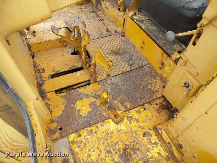 image for item DF7225 1973 Caterpillar D7F dozer