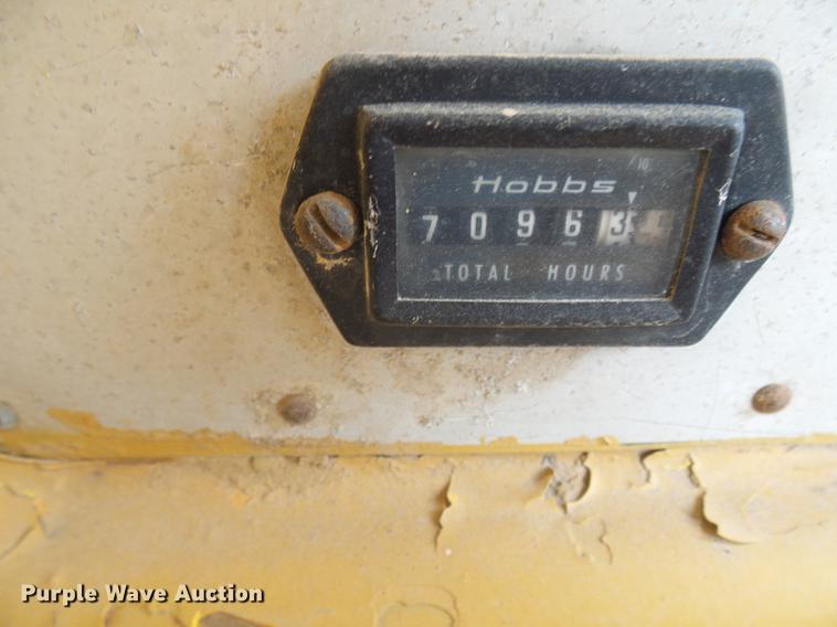 image for item DF7225 1973 Caterpillar D7F dozer