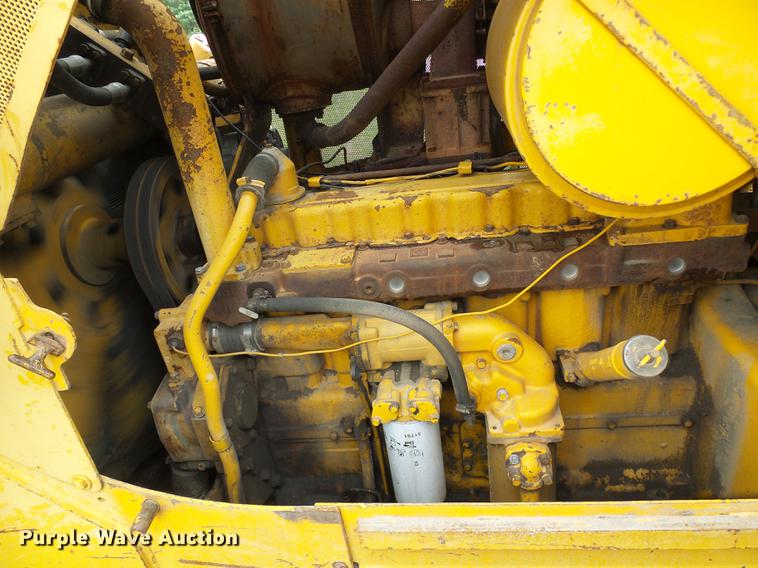 image for item DF7225 1973 Caterpillar D7F dozer