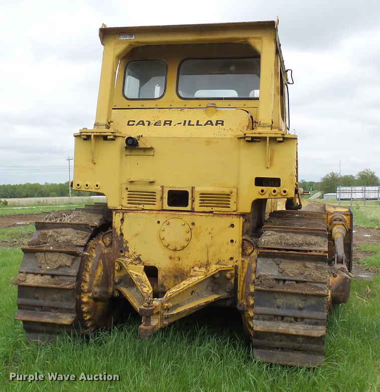 image for item DF7226 1969 Caterpillar D9G dozer