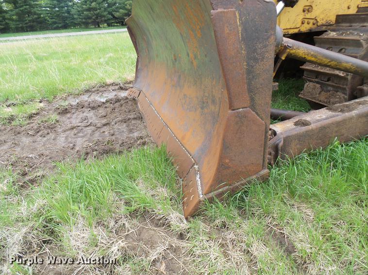 image for item DF7226 1969 Caterpillar D9G dozer