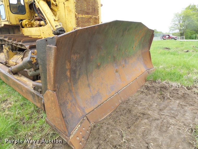 image for item DF7226 1969 Caterpillar D9G dozer
