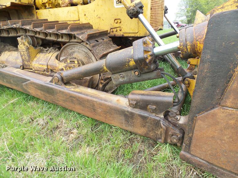 image for item DF7226 1969 Caterpillar D9G dozer