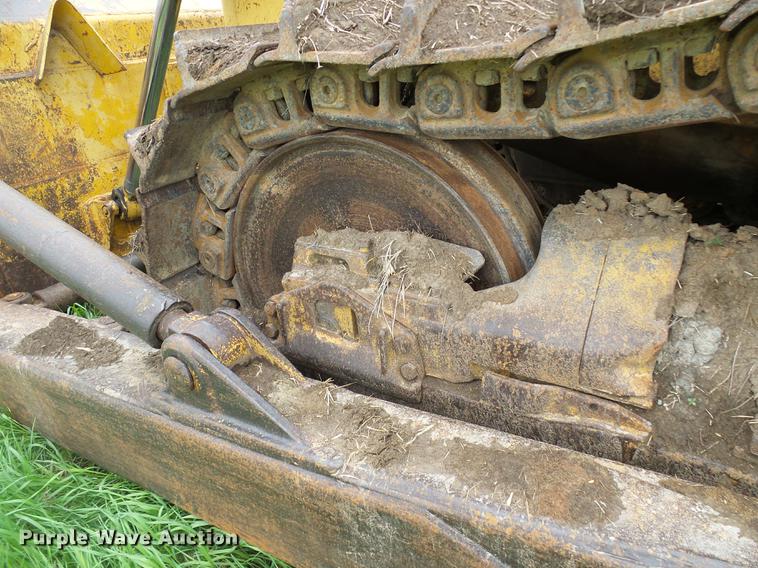 image for item DF7226 1969 Caterpillar D9G dozer