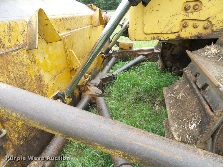 image for item DF7226 1969 Caterpillar D9G dozer