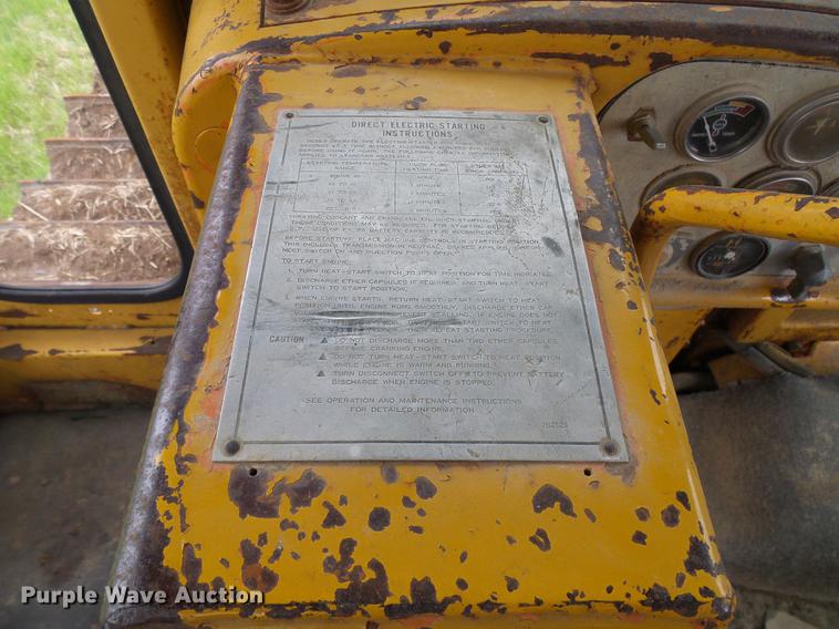 image for item DF7226 1969 Caterpillar D9G dozer