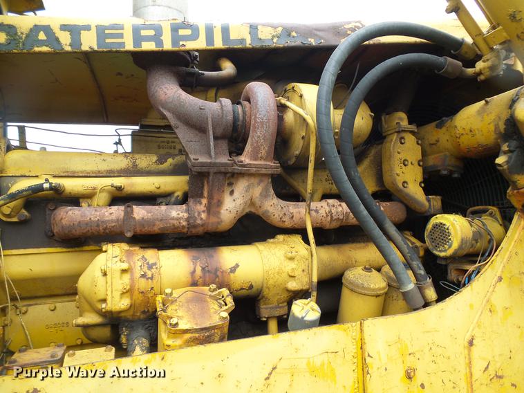 image for item DF7226 1969 Caterpillar D9G dozer