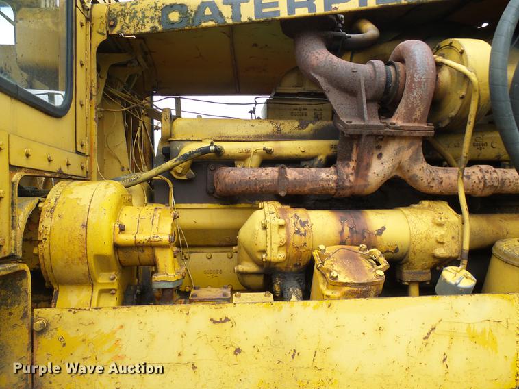 image for item DF7226 1969 Caterpillar D9G dozer