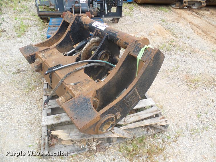 image for item DF7245 Caterpillar 966H/972H quick attach