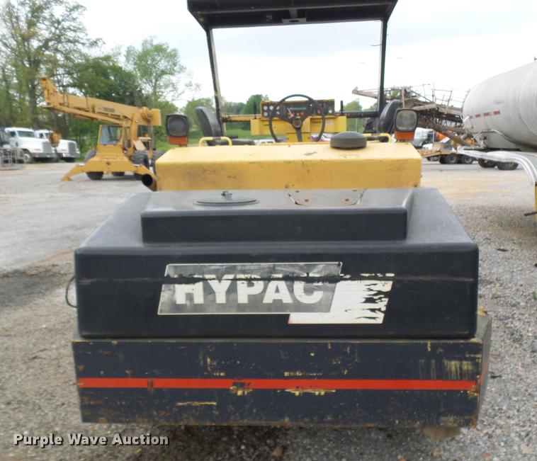 image for item DF7250 Hypac C766C vibratory double drum roller