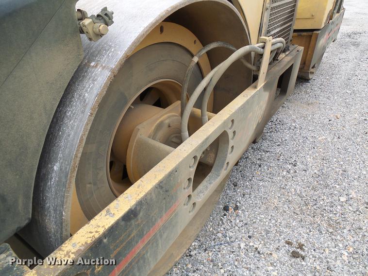 image for item DF7250 Hypac C766C vibratory double drum roller