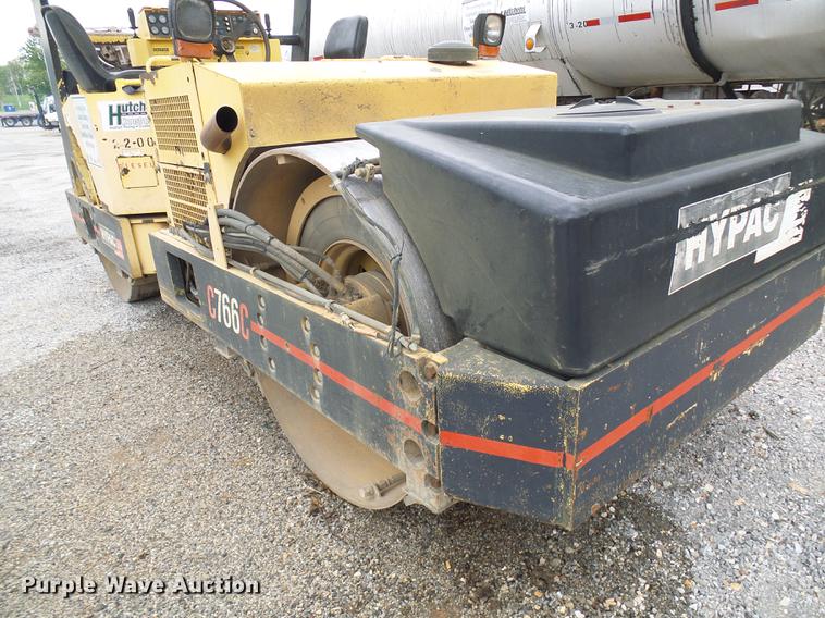 image for item DF7250 Hypac C766C vibratory double drum roller