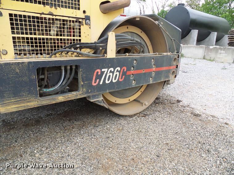 image for item DF7250 Hypac C766C vibratory double drum roller