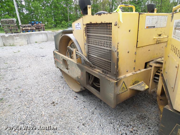 image for item DF7250 Hypac C766C vibratory double drum roller