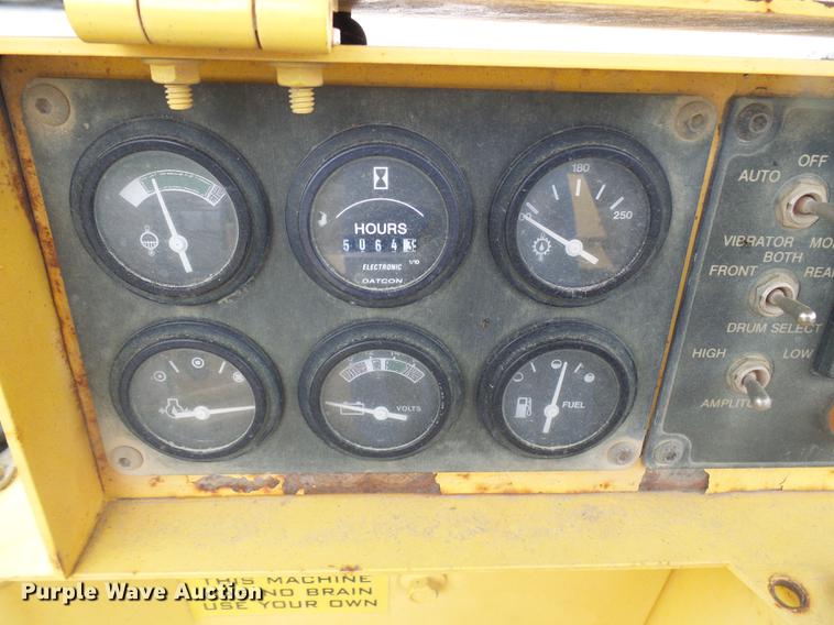 image for item DF7250 Hypac C766C vibratory double drum roller