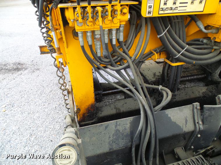 image for item DF7256 2001 Blaw Knox PF545 paver