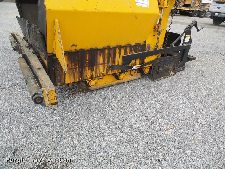 image for item DF7256 2001 Blaw Knox PF545 paver