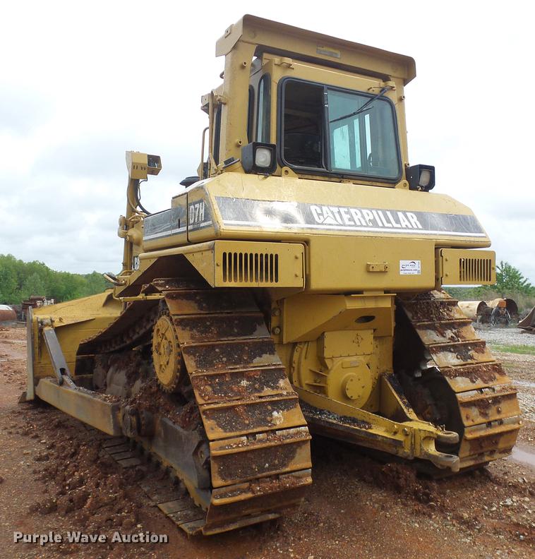 image for item DF7263 1993 Caterpillar D7H Series II dozer