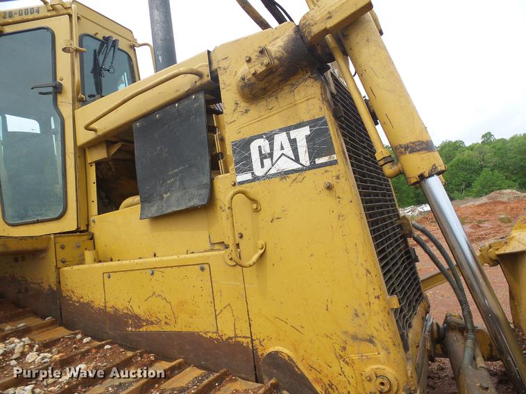 image for item DF7263 1993 Caterpillar D7H Series II dozer
