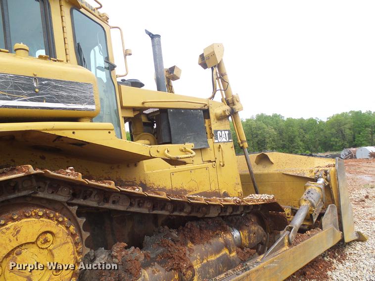 image for item DF7263 1993 Caterpillar D7H Series II dozer