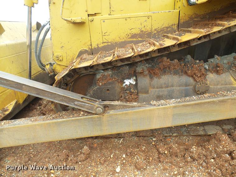 image for item DF7263 1993 Caterpillar D7H Series II dozer