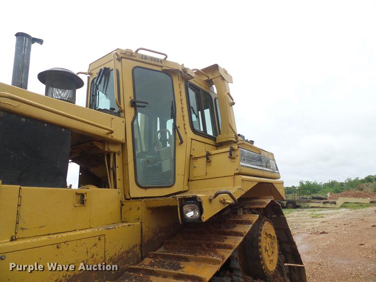 image for item DF7263 1993 Caterpillar D7H Series II dozer