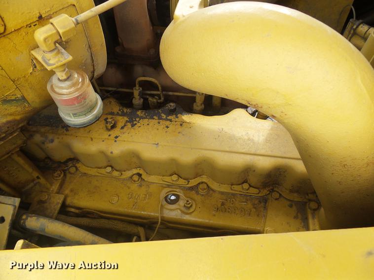 image for item DF7263 1993 Caterpillar D7H Series II dozer