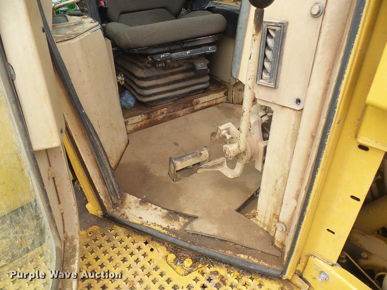 image for item DF7263 1993 Caterpillar D7H Series II dozer