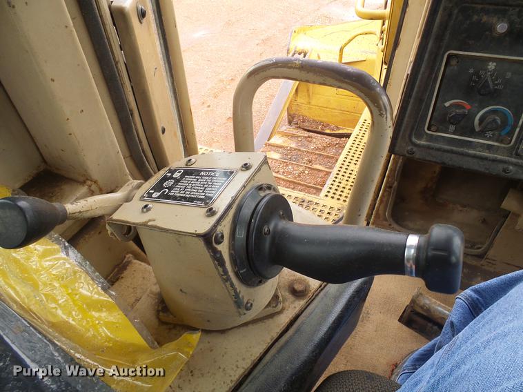 image for item DF7263 1993 Caterpillar D7H Series II dozer