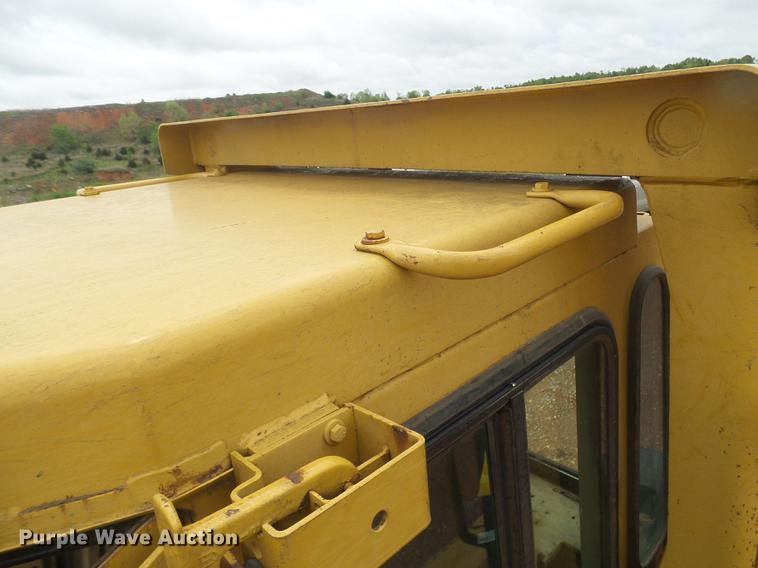 image for item DF7263 1993 Caterpillar D7H Series II dozer