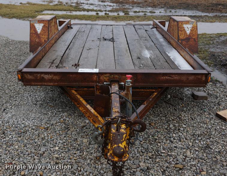 image for item DF7618 1995 Redi Haul tilt deck utility trailer