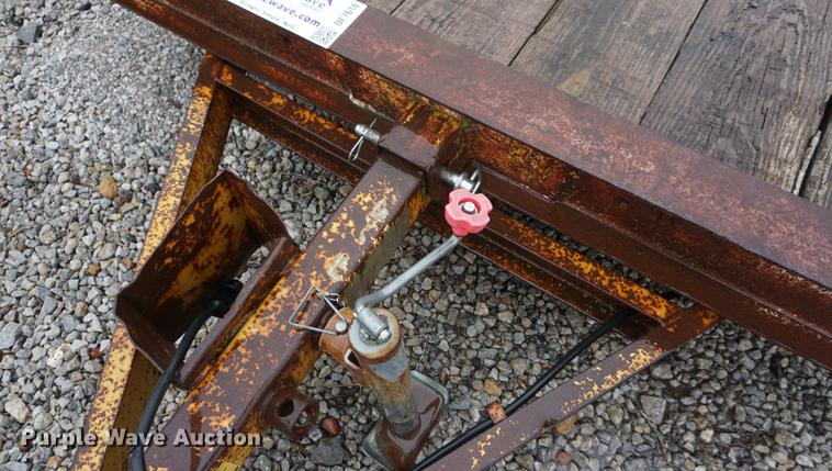 image for item DF7618 1995 Redi Haul tilt deck utility trailer