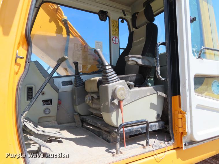 image for item DF7808 2006 Hyundai Robex 210LC-7 excavator