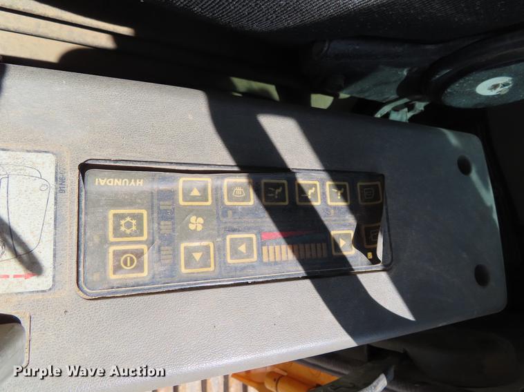 image for item DF7808 2006 Hyundai Robex 210LC-7 excavator