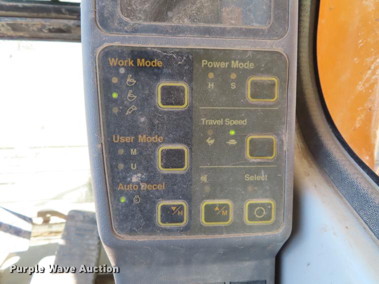 image for item DF7808 2006 Hyundai Robex 210LC-7 excavator