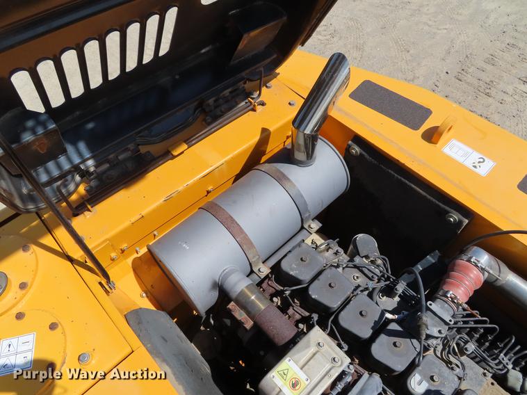 image for item DF7808 2006 Hyundai Robex 210LC-7 excavator