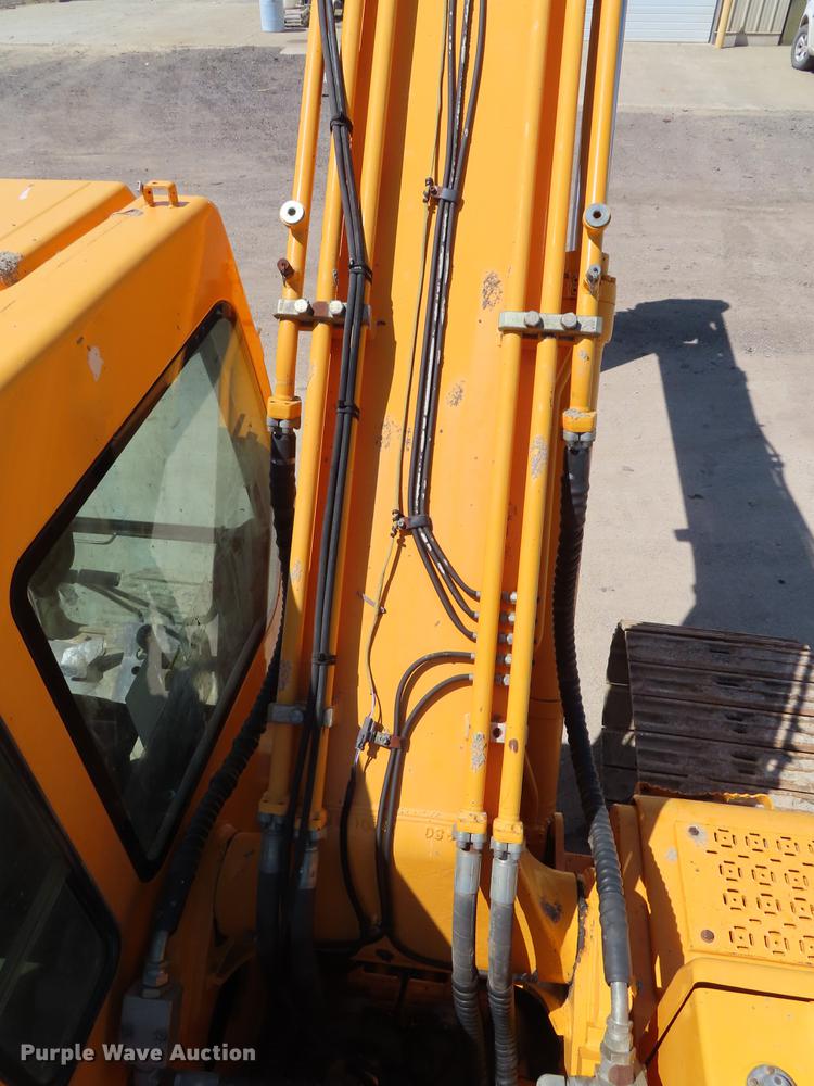 image for item DF7808 2006 Hyundai Robex 210LC-7 excavator