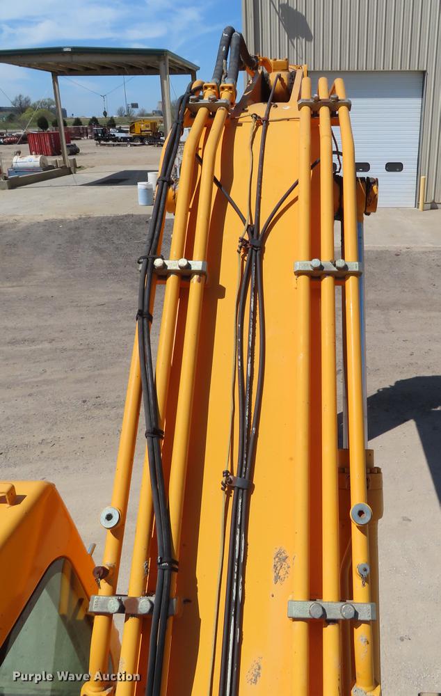 image for item DF7808 2006 Hyundai Robex 210LC-7 excavator