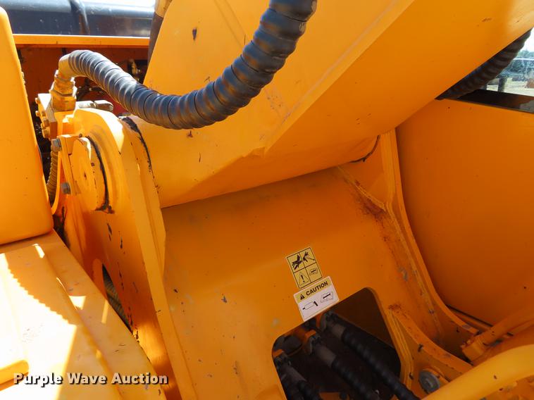 image for item DF7808 2006 Hyundai Robex 210LC-7 excavator