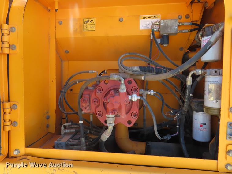 image for item DF7808 2006 Hyundai Robex 210LC-7 excavator