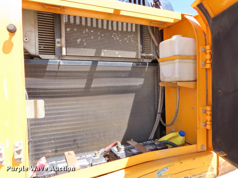 image for item DF7808 2006 Hyundai Robex 210LC-7 excavator