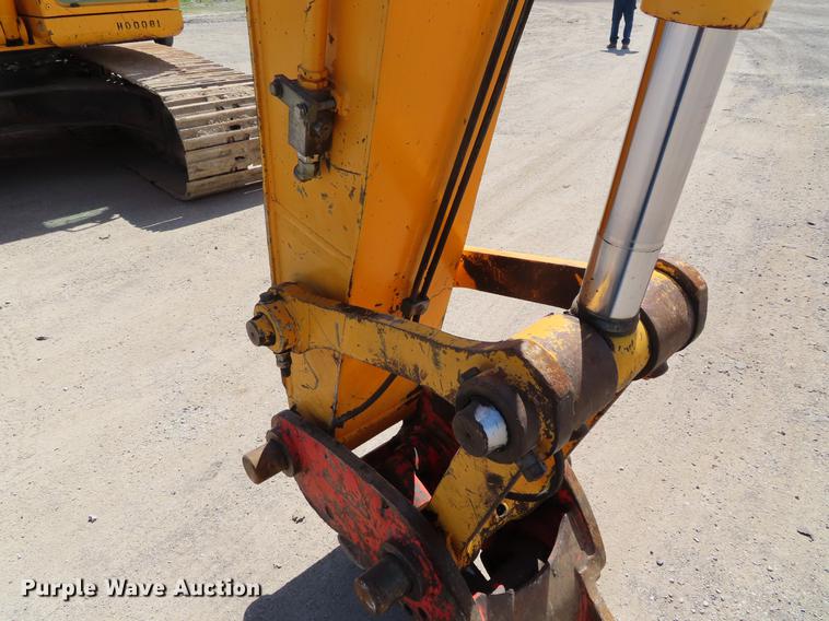 image for item DF7808 2006 Hyundai Robex 210LC-7 excavator