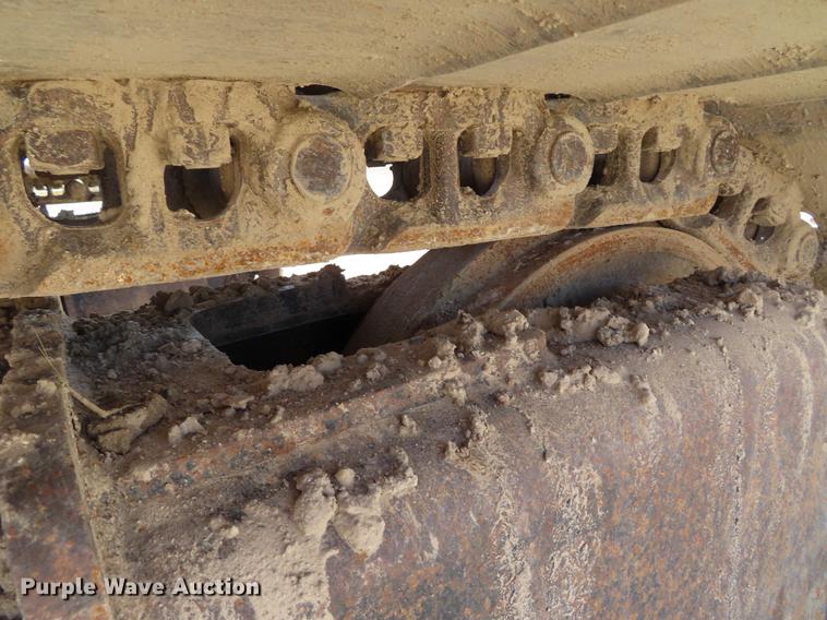 image for item DF7808 2006 Hyundai Robex 210LC-7 excavator