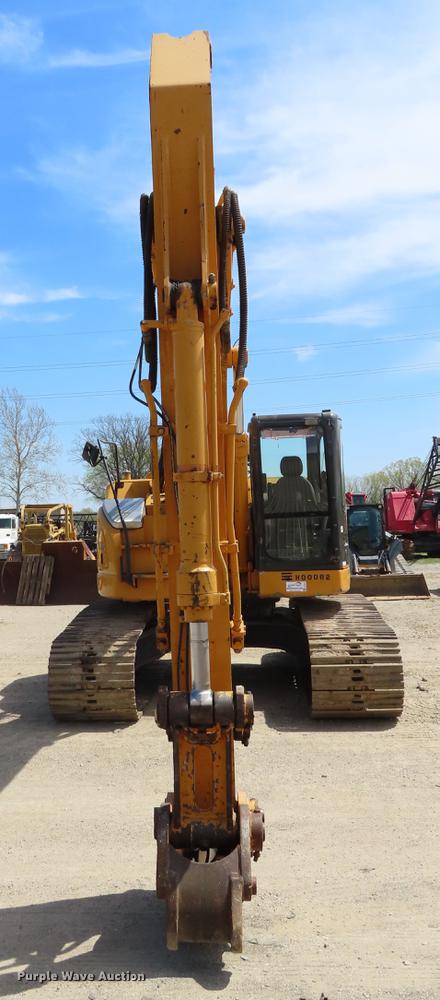 image for item DF7811 2004 Case CX225SR excavator
