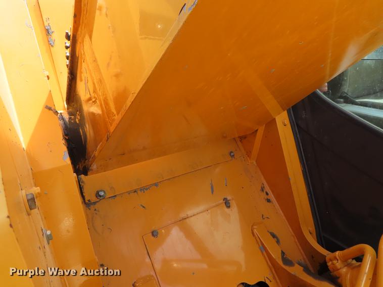 image for item DF7811 2004 Case CX225SR excavator