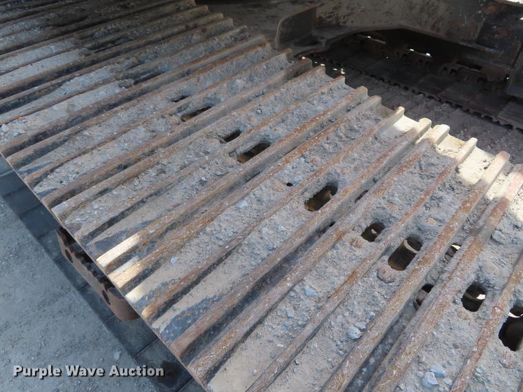 image for item DF7811 2004 Case CX225SR excavator